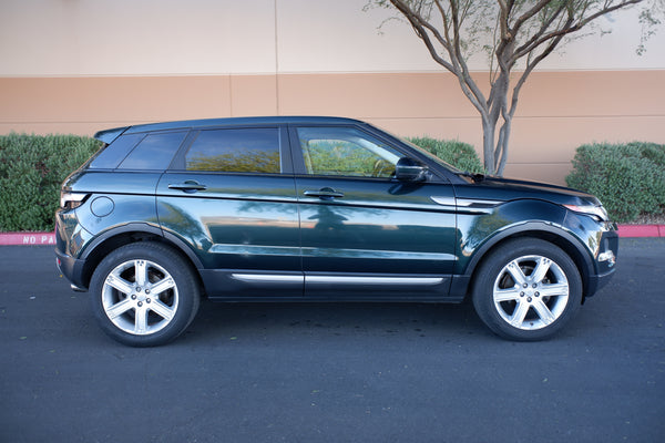 2015 Land Rover - Range Rover Evoque Pure Plus- Green/Tan