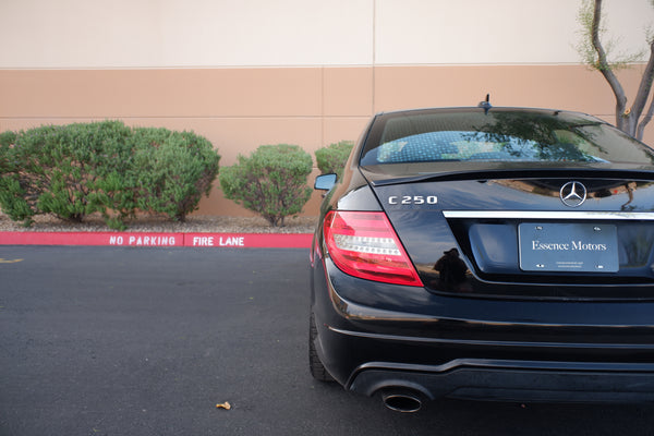 2013 Mercedes-Benz C250 w/ rear view camera