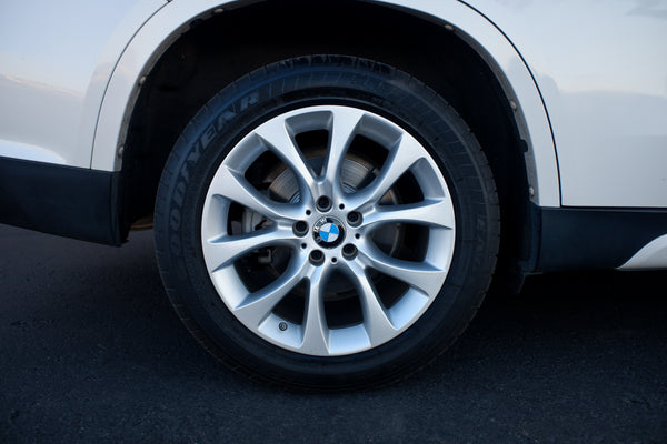 2015 BMW X5 xDrive 35i - 7 Seats