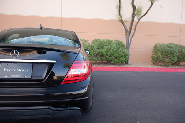 2013 Mercedes-Benz C250 w/ rear view camera