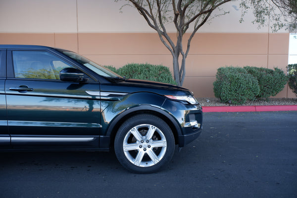 2015 Land Rover - Range Rover Evoque Pure Plus- Green/Tan