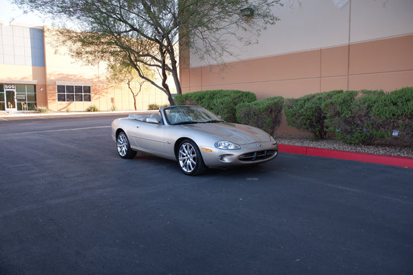 1998 Jaguar XK8 Cabriolet