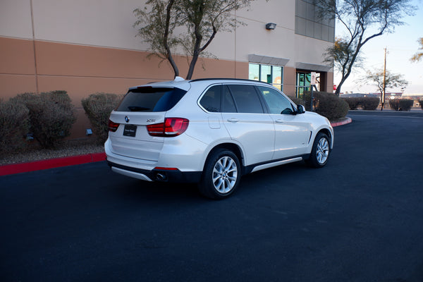 2015 BMW X5 xDrive 35i - 7 Seats