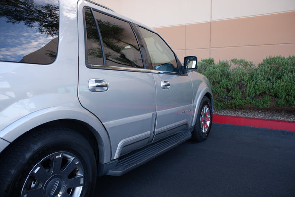 2004 Lincoln Navigator Luxury - 72k miles - AWD