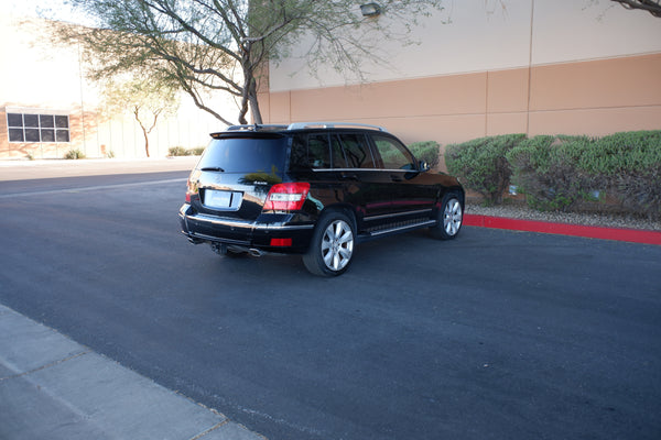 2010 Mercedes-Benz GLK350 4MATIC - Highly Equipped