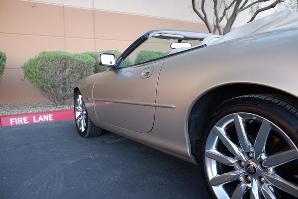 1998 Jaguar XK8 Cabriolet