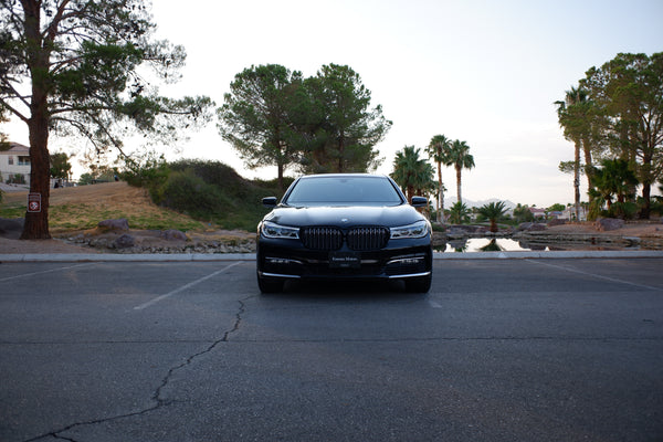 2017 BMW - 750i - Highly equipped