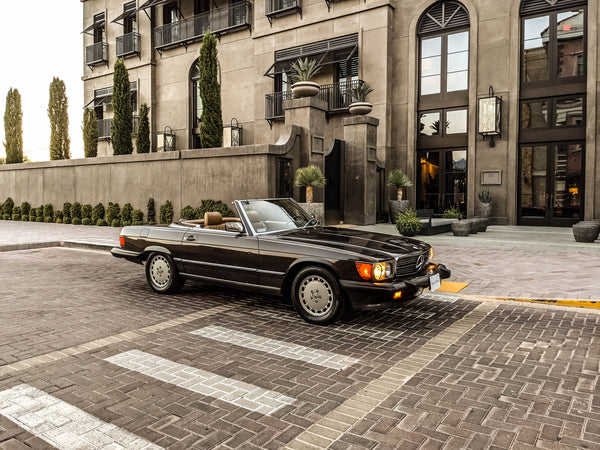 1987 Mercedes-Benz 560SL - Brown on Tan - Original Accessories