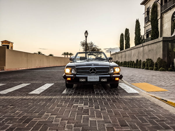 1987 Mercedes-Benz 560SL - Brown on Tan - Original Accessories