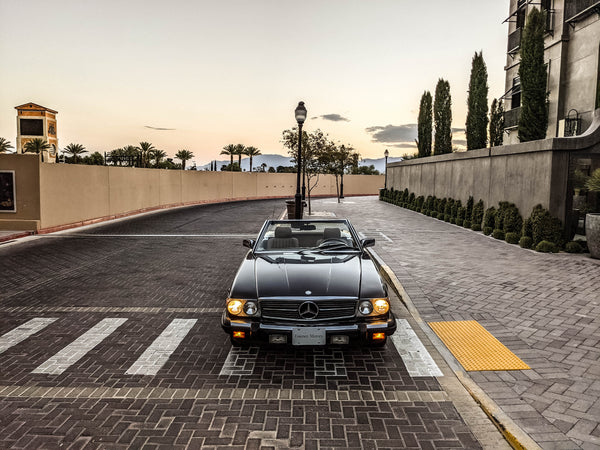 1987 Mercedes-Benz 560SL - Brown on Tan - Original Accessories