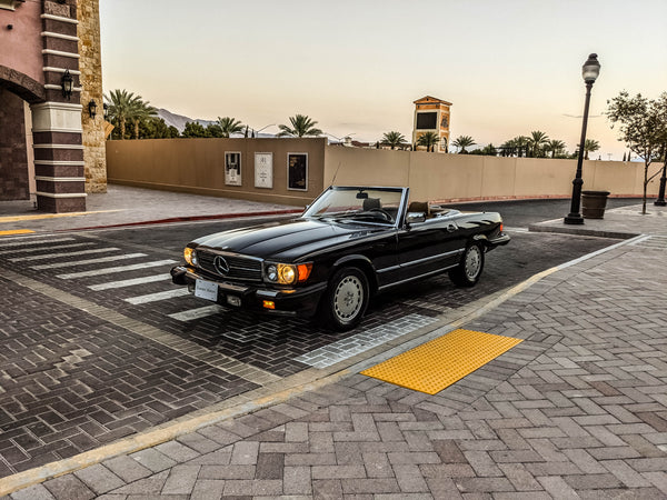 1987 Mercedes-Benz 560SL - Brown on Tan - Original Accessories