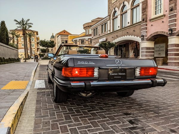 1987 Mercedes-Benz 560SL - Brown on Tan - Original Accessories