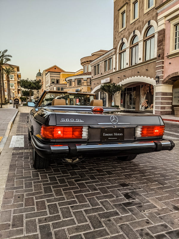 1987 Mercedes-Benz 560SL - Brown on Tan - Original Accessories