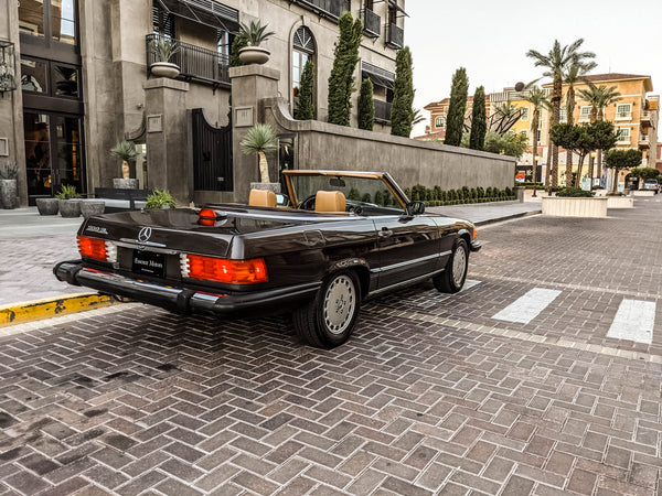 1987 Mercedes-Benz 560SL - Brown on Tan - Original Accessories