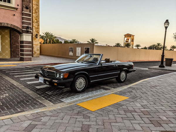 1987 Mercedes-Benz 560SL - Brown on Tan - Original Accessories