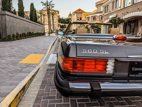 1987 Mercedes-Benz 560SL - Brown on Tan - Original Accessories