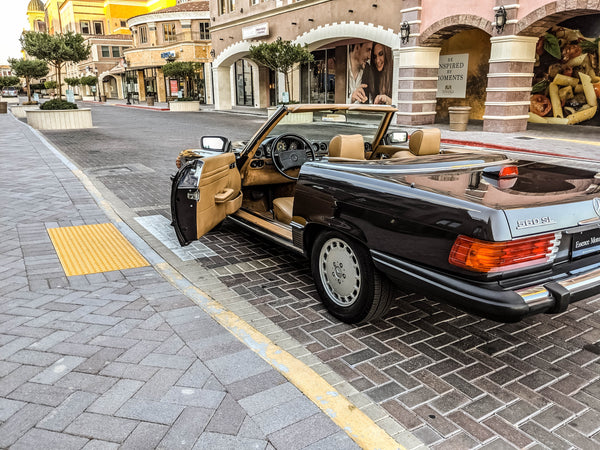 1987 Mercedes-Benz 560SL - Brown on Tan - Original Accessories