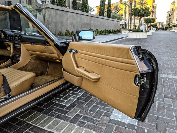 1987 Mercedes-Benz 560SL - Brown on Tan - Original Accessories