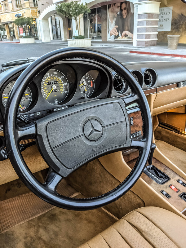 1987 Mercedes-Benz 560SL - Brown on Tan - Original Accessories