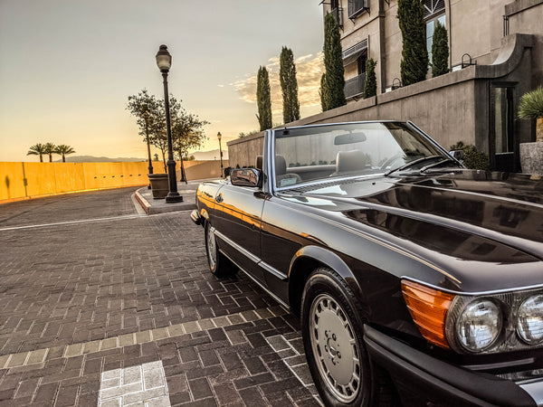 1987 Mercedes-Benz 560SL - Brown on Tan - Original Accessories