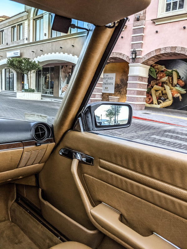 1987 Mercedes-Benz 560SL - Brown on Tan - Original Accessories